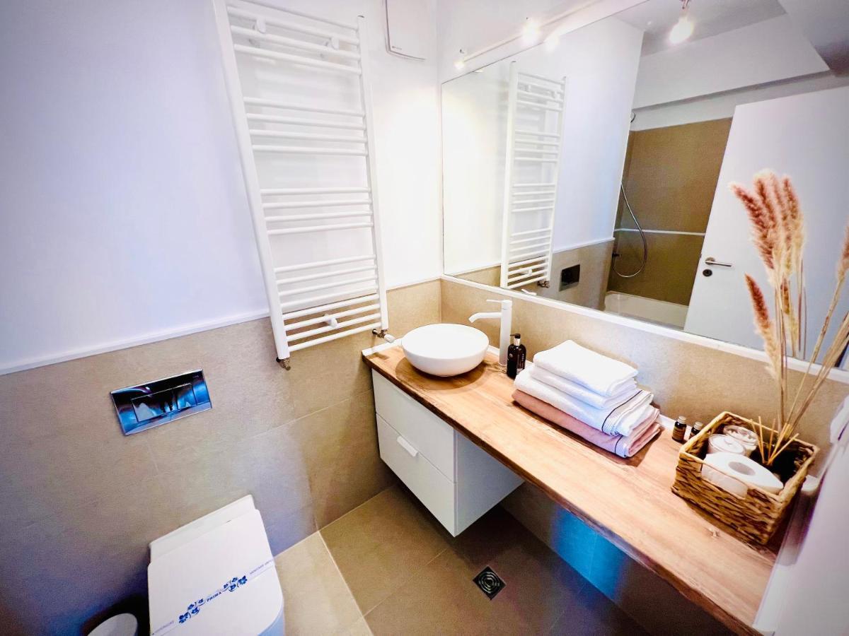 Exquisite - Two Bedroom Apartment Букурещ Екстериор снимка